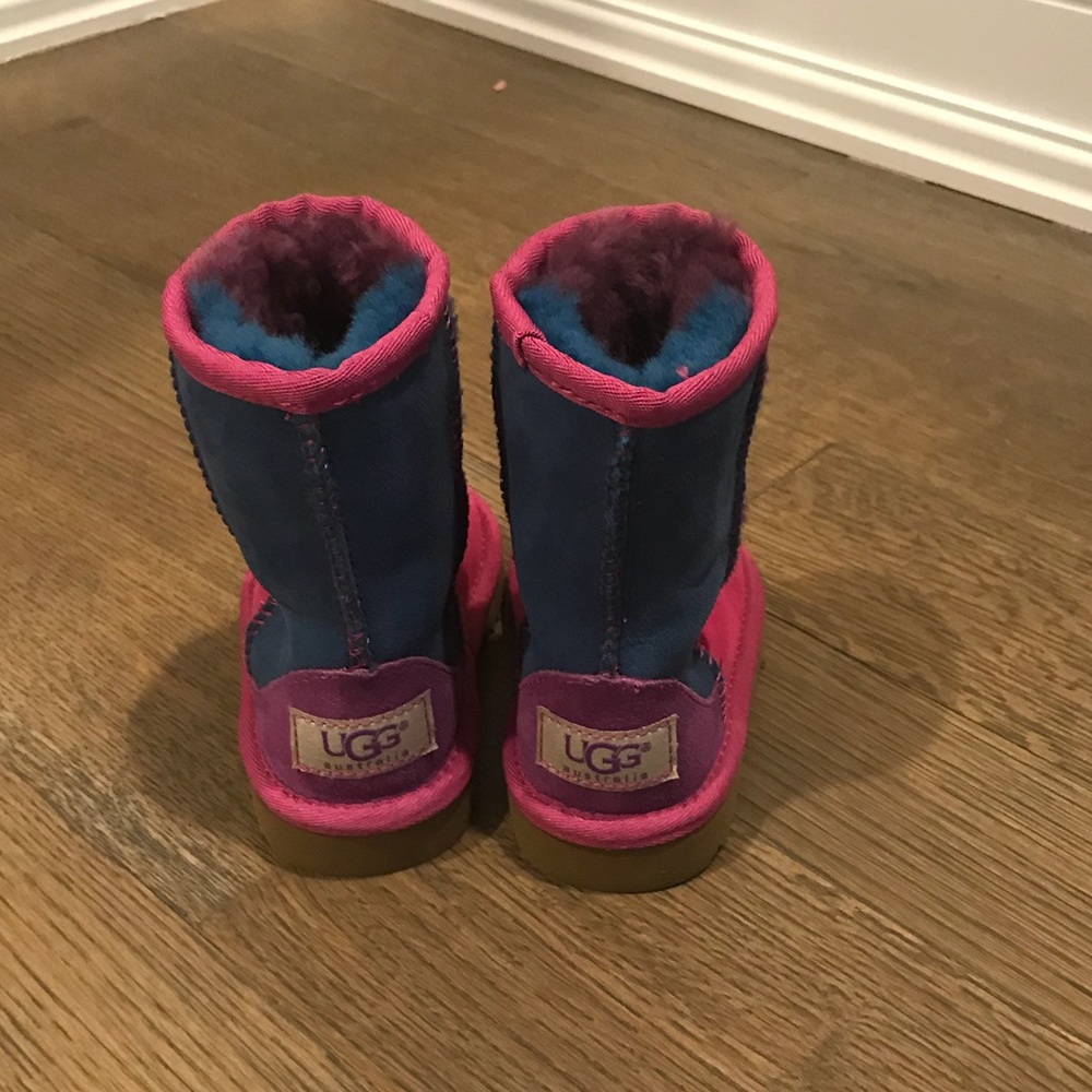UGG kids’ colorblock boots